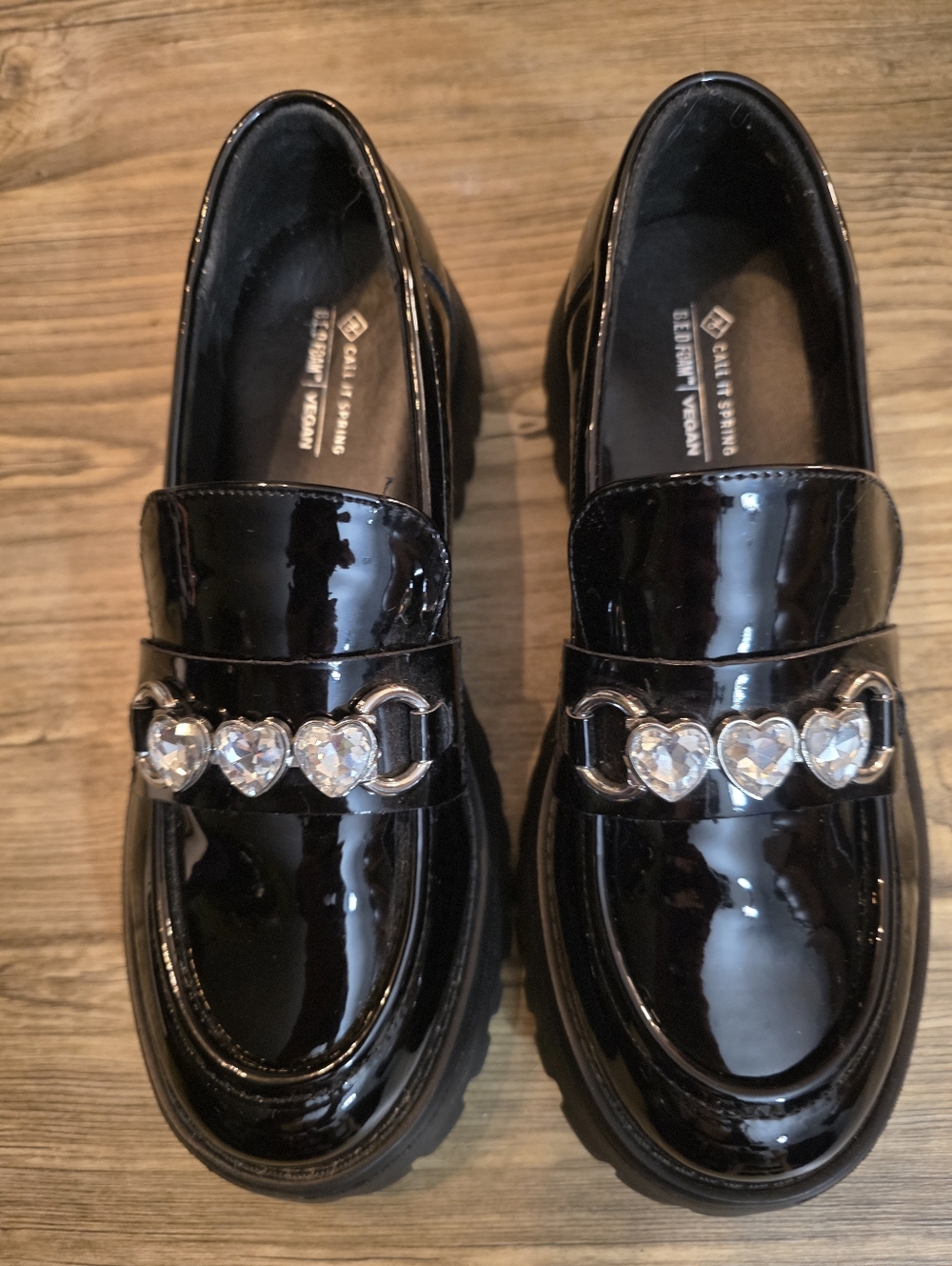 ✨ LIKE NEW Call It Spring Vegan Chunky Loafers | Rhinestone Hearts | Size 6.5